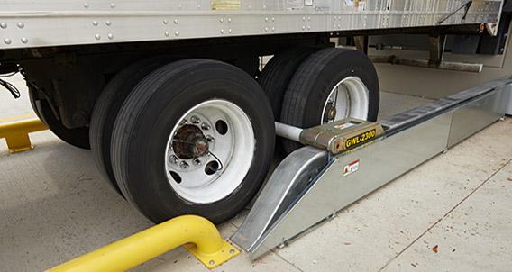 Système Immobilisation Camions WHEEL-LOK - Ref. 72.4 - RITE-HITE - Sécurité Avancée_0