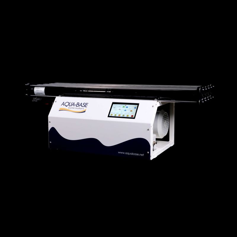 Dessalinisateur Aqua-Base ARUBA - SLCE Watermakers - robuste et compact, de 60 à 300 L/h_0