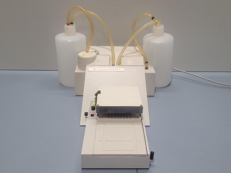 Laveur de microplaques Labsystems Autowash I_0