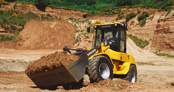 Chargeuse 800l type volvo l30_0