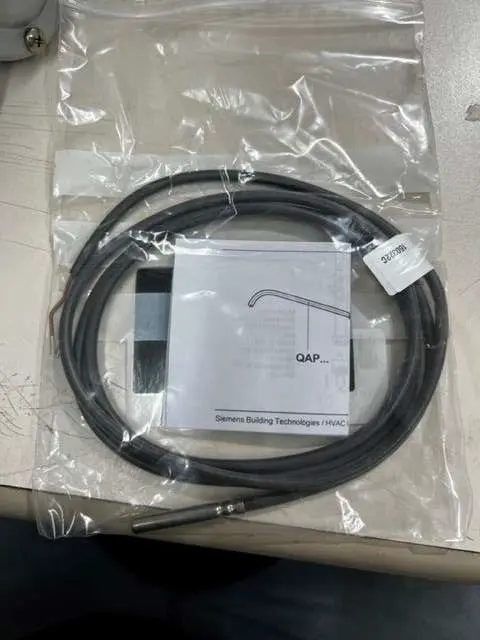 Sonde de température siemens pt1000 qap21.3 inutilisée - référence                        :                         c7195_0