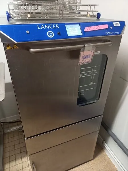 Lave-verrerie, ultima-series, lancer_0