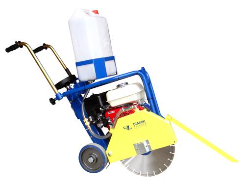 Scie de sol SC350-H5.5 - Moteur Honda 5,5 CV essence - Profondeur de coupe 120 mm avec disque Ø 350_0