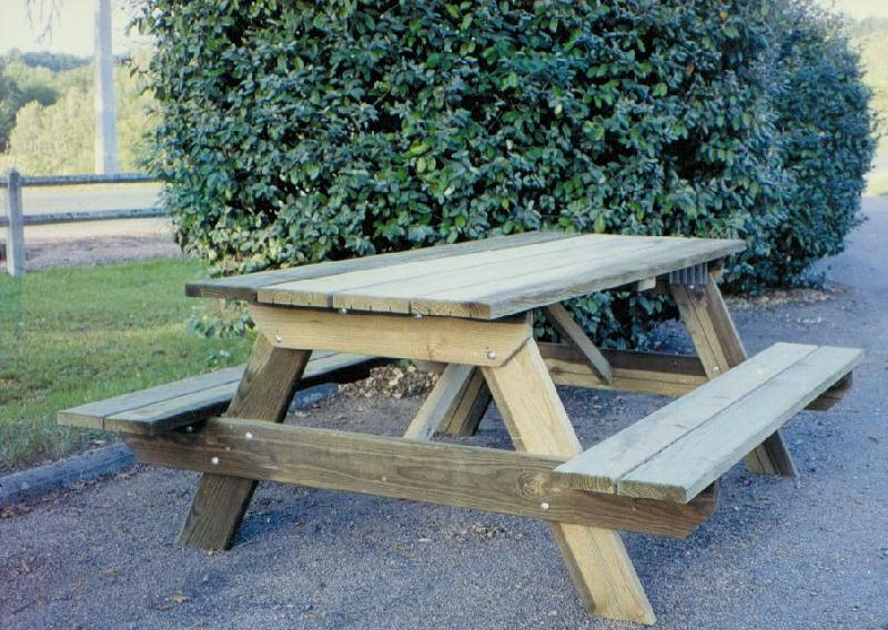 TABLE PIQUE-NIQUE EN BOIS 