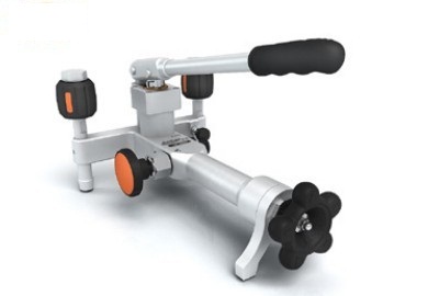 Pompe de test pression pneumatique - ADT-918 - 95% vide à 1,500psi (100bar) - Réglage précis et connecteurs rapides_0