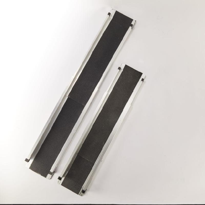 Rampe aluminium télescopique universelle - modèle moyen - résistante et sécurisée - marque Rolléco_0