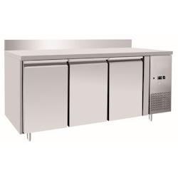 METRO PROFESSIONAL Table réfrigérée positive 3 portes à dosseret 334 L - argenté inox GCC3100-BS_0