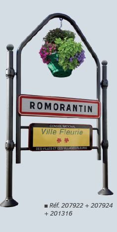 Panneau d'entrée de ville équipé de 4 pommeaux décoratifs au choix - LIGNE PROVINCE_0