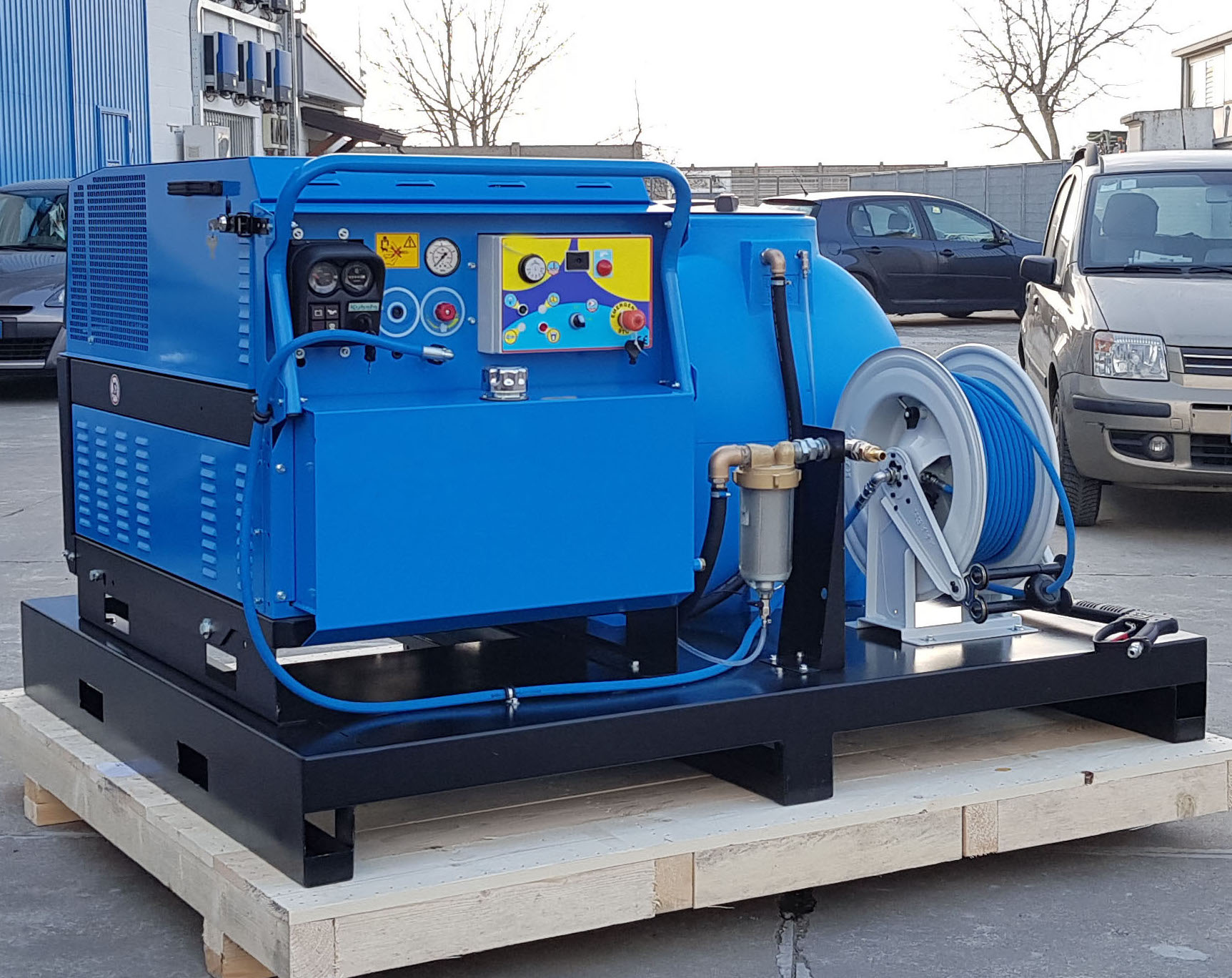 Skid de nettoyage autonome à moteur thermique pour les activités ponctuelles_0