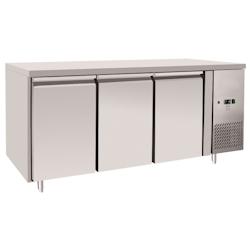 METRO Professional Table réfrigérée négative GCF3100, acier inoxydable, 179.5x70x85 cm, 334 L, Froid ventilé, 600W, 3 portes, argenté - inox 10838_0