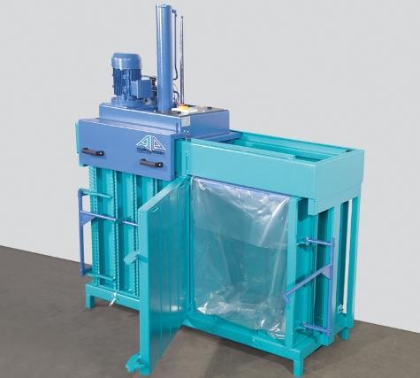 Presse à déchets non recyclables K70 II - Sac intégré, force de compression 60 kN, moteur 400V_0