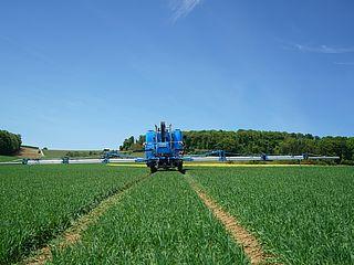Pulvérisateur porté Sirius 8 - Lemken, compact et efficace avec volumes de 900 à 1900L et rampe HE 12-15m_0