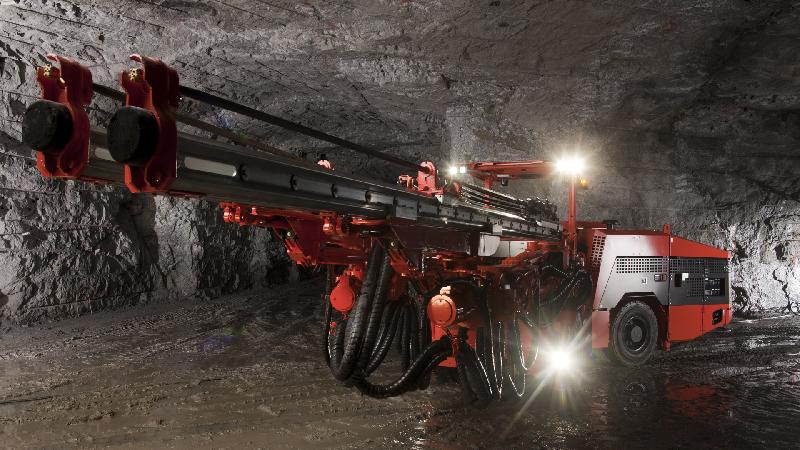 Jumbos pour tunnel DT621 - Sandvik - Marteau RD520 - Foration rapide et précise_0
