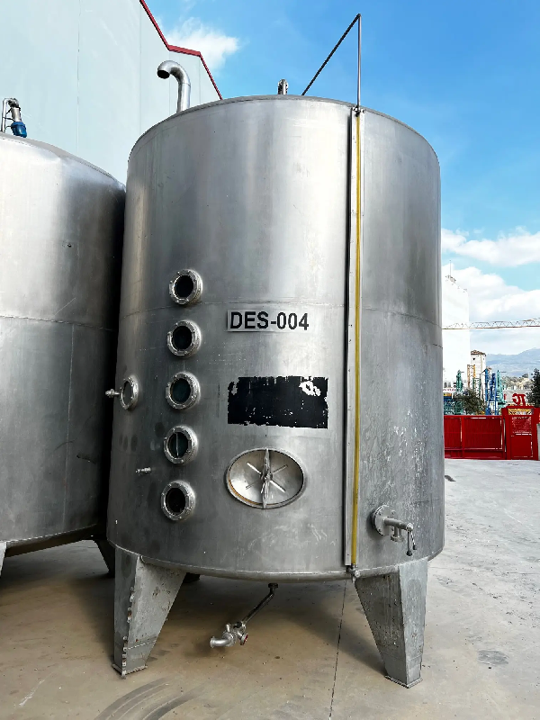 Cuve en acier inoxydable 14 000 litres usagé - référence : e7323_0
