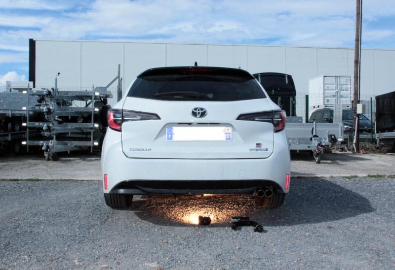 Attelage toyota corolla touring sport hybride type e21