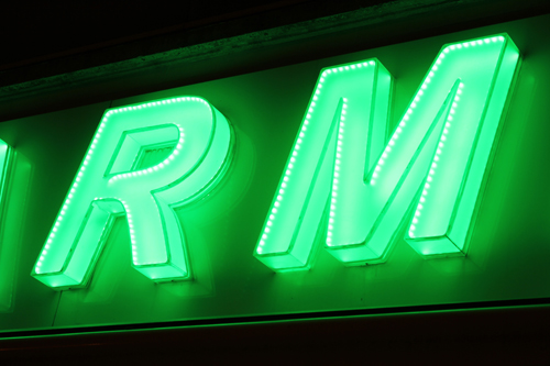 Lettre boîtier en relief - éclairage LED intégré - lettrage 3D pour magasins_0