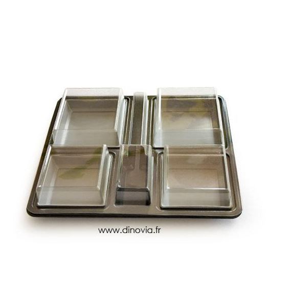 PLATEAU REPAS JETABLE PLASTIQUE 4 COMPARTIMENTS + ESPACE VERRE ET COUVERTS