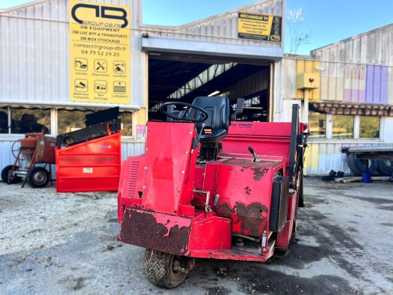 YNO 135-3 VEH Balayeuse diesel_0