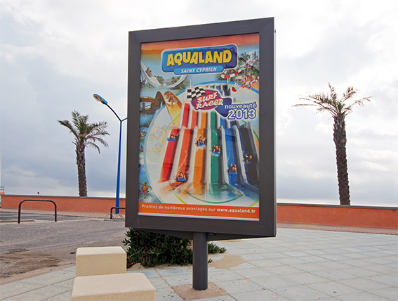 Planimètre publicitaire 2m2 - Simple ou double face, statique ou déroulant - Éclairage LED - Dimensions 1390 x 2481 x 230 mm_0