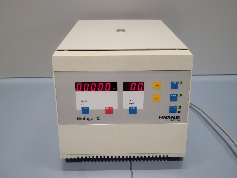 BIOFUGE 15 Centrifugeuse universelle à grande vitesse HERAEUS avec rotor 3754_0