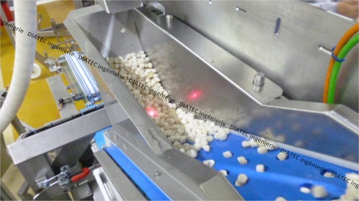 Convoyeur à accumulation - pour bouteilles en verre - Diatec Ingénierie - gestion des flux industriels et logistiques_0
