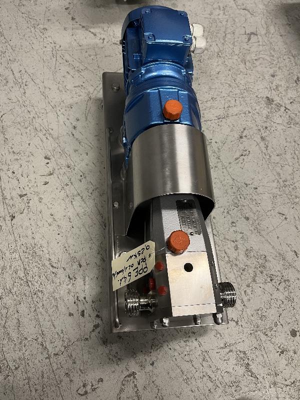 Pompe moineau PCM - type OL1/0006/10 - Pression 4 bar - Débit 0,6 m³/h_0