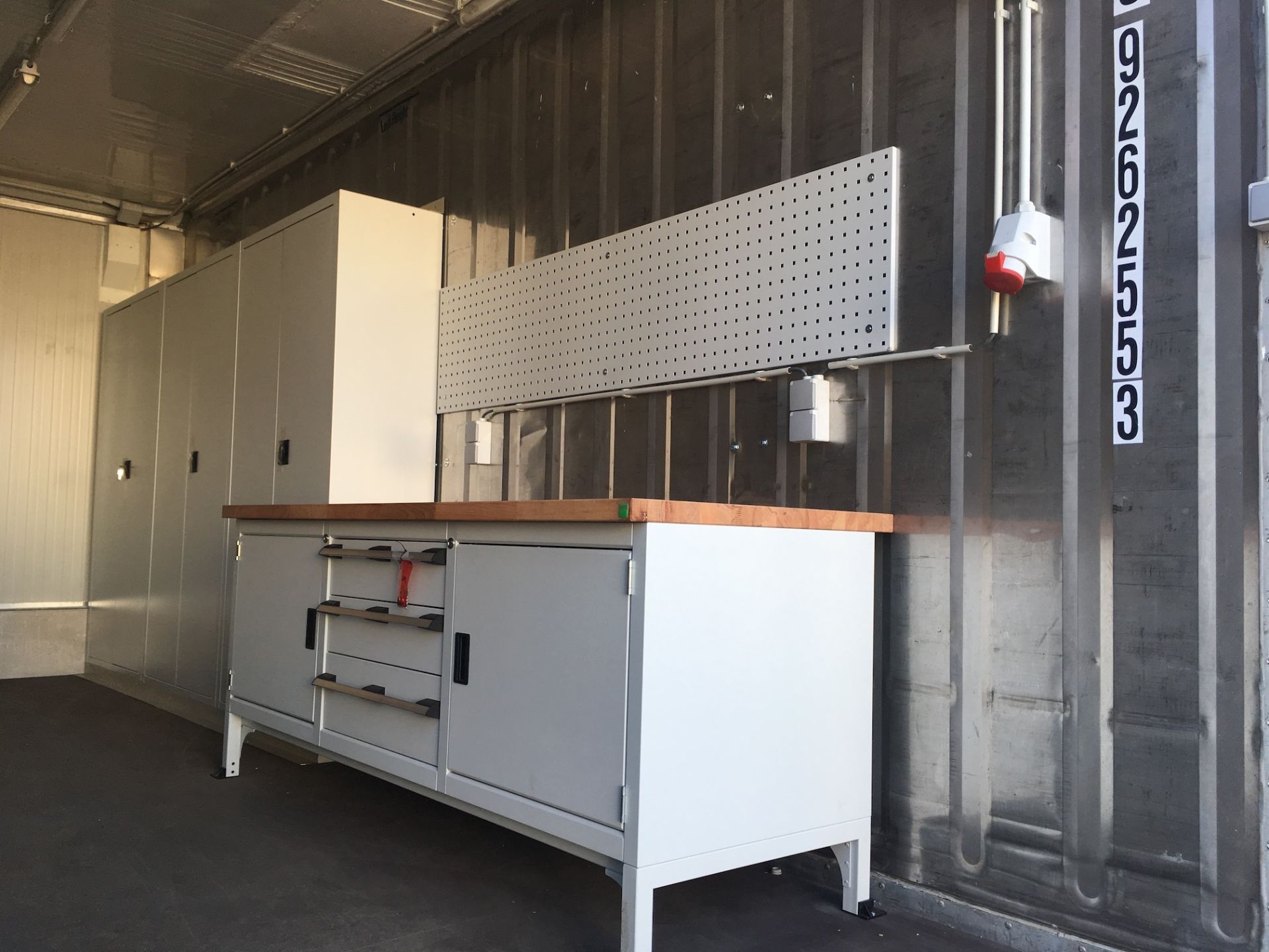 Local réfrigéré démontable en inox - 160 m² - Divisé en 5 chambres avec portes contrôles_0