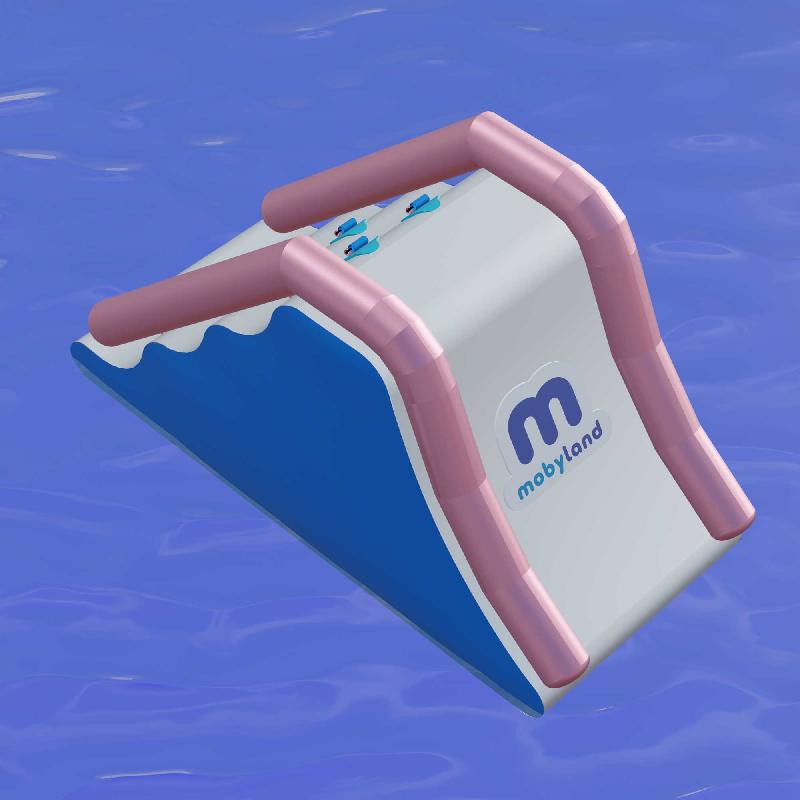 Mini slide avec trois haies de hauteurs différentes_0