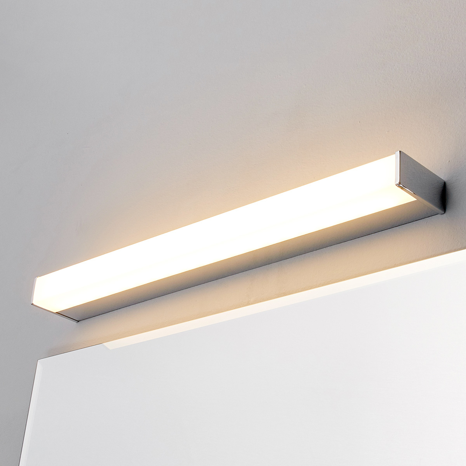 LINDBY, APPLIQUE MURALE LED PHILIPPA, ANGULAIRE, 59 CM, CHROME, IP44