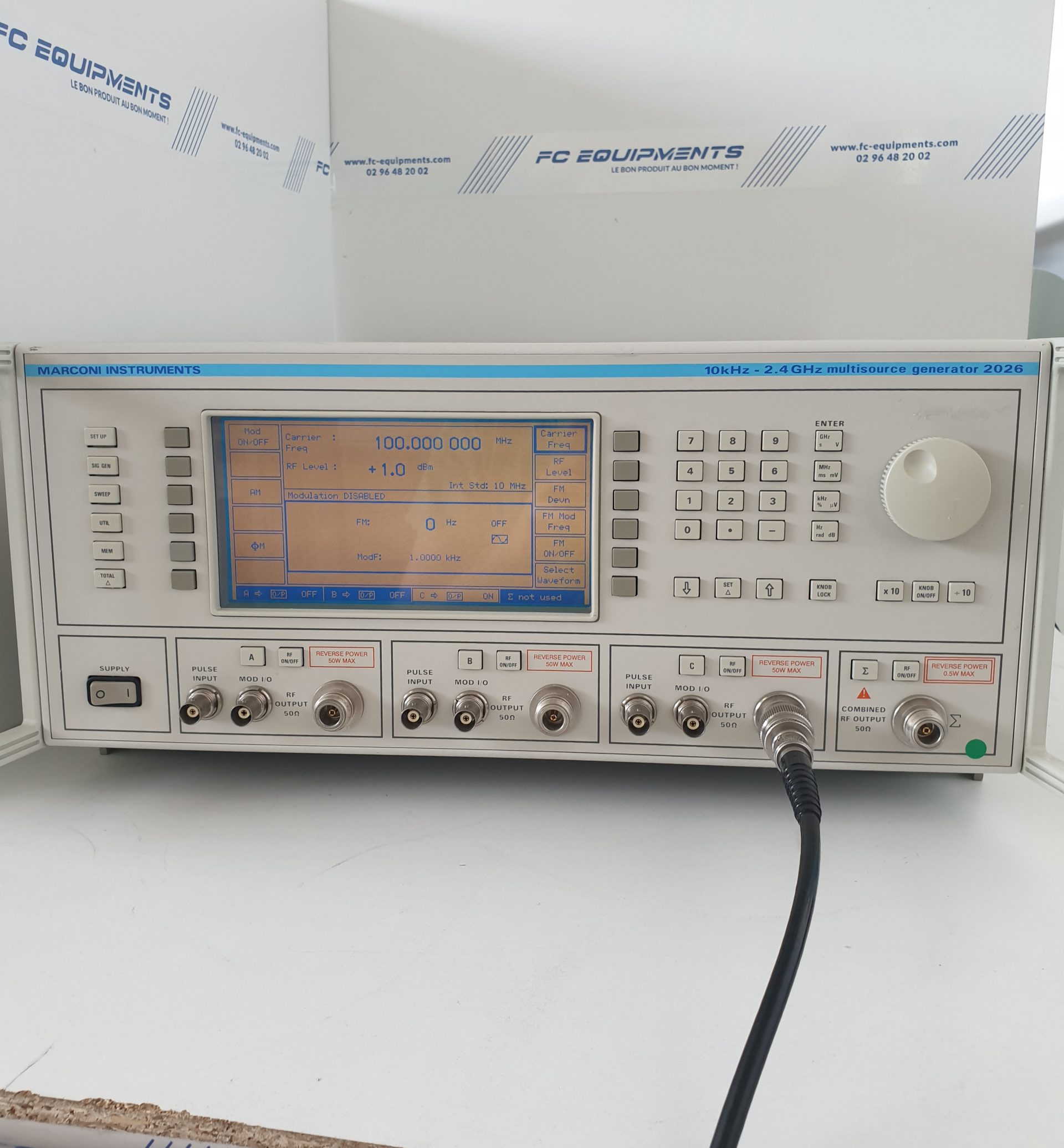 2026 - Générateur multisource Aeroflex-IFR-Marconi - 10 kHz à 2.4 GHz - Modulations AM/FM/Phase/Pulse/FSK_0