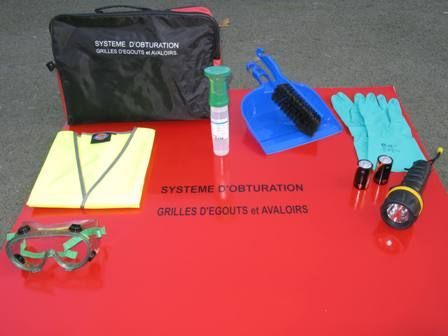 Kit antipollution ADR V8 - Valise complète avec EPI et équipements pour déversements accidentels_0