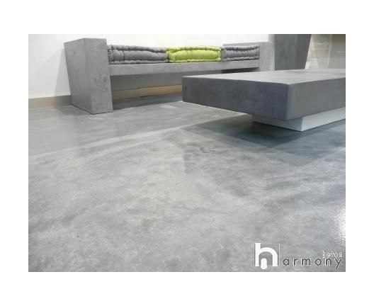 KIT BÉTON CIRÉ - CARRELAGE AU SOL - CONDITIONNEMENT : KIT SURFACE INFÉRIEUR 4 M2 FINITIONS DES PRODUITS : SATINÉ COULEURS DES PRODUITS : BC08 - HARMONY BETON