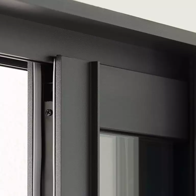 Baie vitrée coulissante à galandage en aluminium - 1 vantail sur 1 rail - Gamme TITANS sur mesure_1