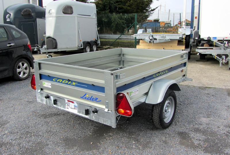 Remorque sans frein à plancher bois pour transport de bagages et bricolages - Lider Cadix 39310 - 750 kg_0