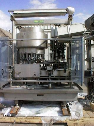 Remplisseuse liquide Serac 5480/R16/V8 d'occasion - 16 têtes, visseuse 8 têtes, pesée max 1100g_0