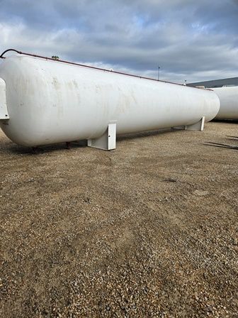 Cuve ex gaz 72 250L - Dabert-citernes - Réf W07222404001 - TDH sur le dessus Ø40/45 à 1m80 du bout_0