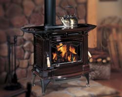 Gamme de poêles à bois victoriens - Poêle à bois V8 en fonte émaillée avec faible rejet de CO et puissance nominale de 7 kW_0