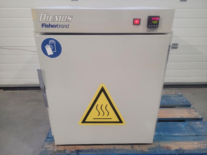 Etuve / incubateur universel FISHER SCIENTIFIC AU125 / 200 °C / 125 Litres_0