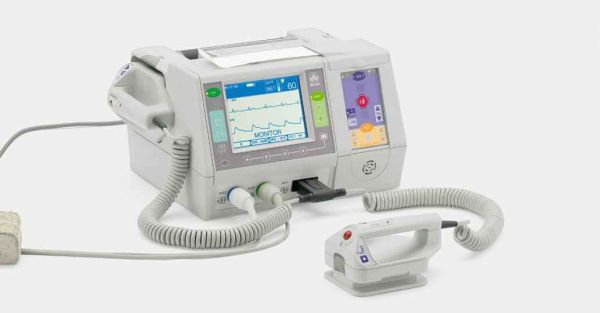 Défibrillateur REANIBEX Série 700 - Moniteur ECG, Ecran 115x86mm, Décharge 200J, Stimulateur cardiaque en option_0