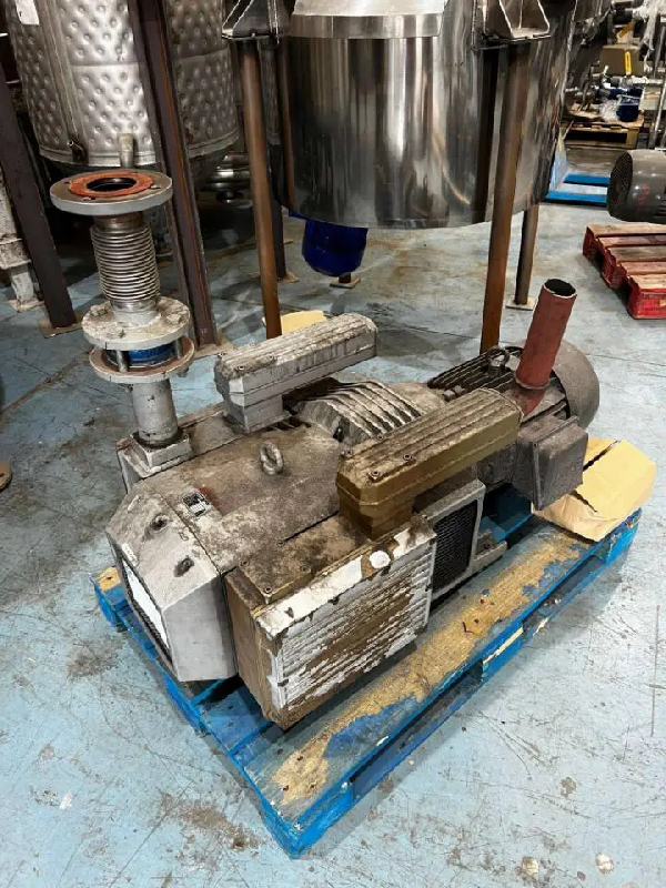 Pompe à vide à palettes sans huile becker vtlf 360 d'occasion - référence                        :                         c7728_0