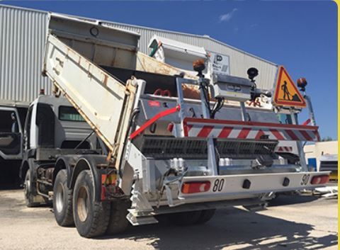 Universel - camion gravillonneur - ctp constructeur - 3,20 m_0