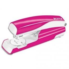 LEITZ AGRAFEUSE MÉTAL ROSE MÉTALISÉ CAPACITÉ 30 FEUILLES POUR AGRAFES 24/6-26/6. LIVRÉE EN BOITE