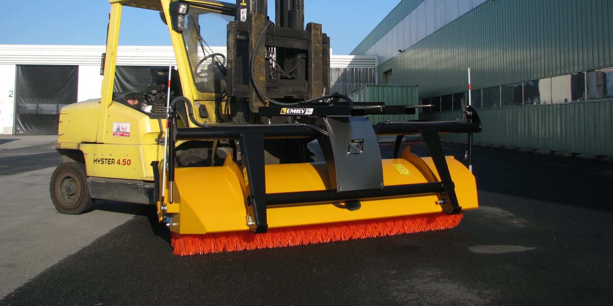 Balayeuse pousseuse de tous types de déchets pour chariot élévateur - Aero'sweep - Emily, adaptable et sans roues_0