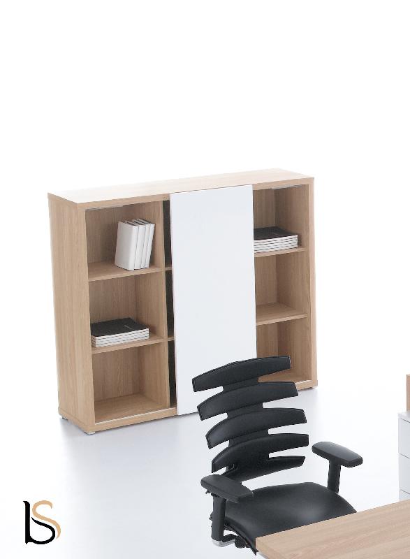 Bibliothèque avec porte coulissante Mito - MDD - Blanc brillant, Sycomore clair_1