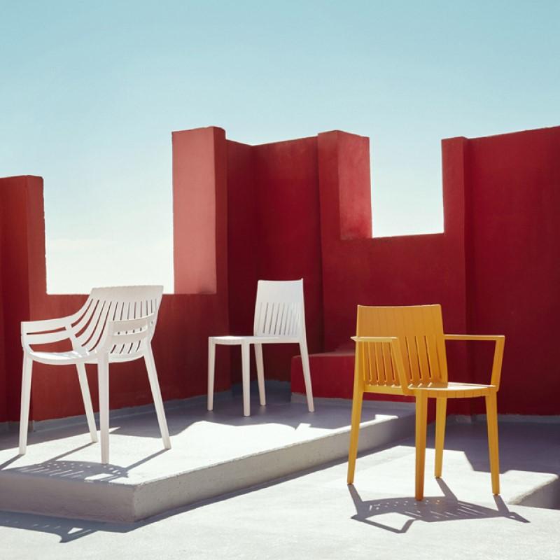 Chaise avec accoudoirs SPRITZ de VONDOM - design ARCHIRIVOLTO - pour terrasses et jardins_0