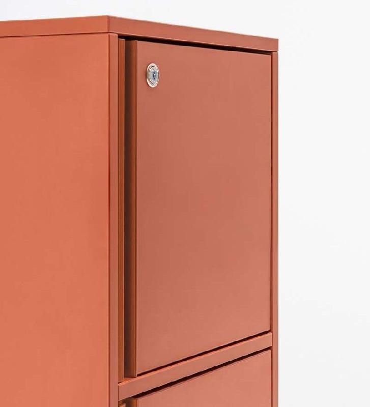 Meuble vestiaires 6 ou 8 cases - MDD - Bleu foncé , A clé, 2 x 3 cases, Pieds en métal_1