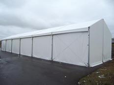 Tente de stockage fermée standard / structure fixe en aluminium / couverture unie en pvc / ancrage au sol avec platine / 15 x 6 x 2.30 m_0