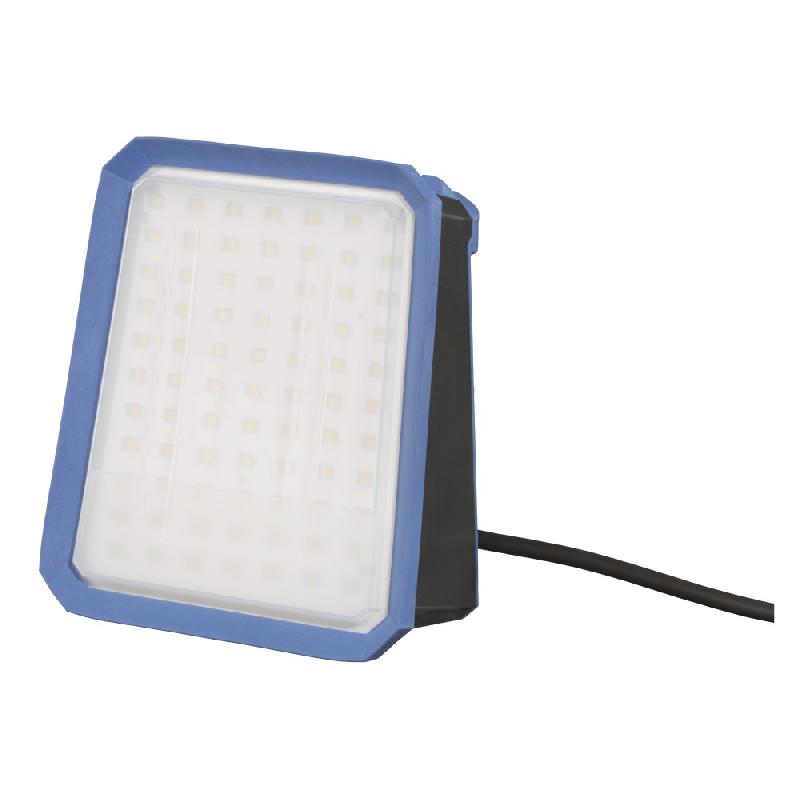 Projecteur de chantier LED Gladiator Mini - 2800 lm, IP54, 3 ans de garantie, prises intégrées, fabrication allemande_0