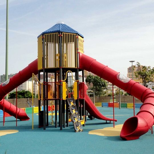 Playbooster - structure pour aire de jeux - Urbadis - acier et aluminium, résistance à 3.866,88 kg/cm²_0