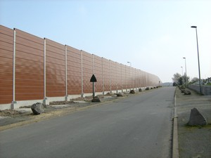 Mur anti-bruit absorbant perforé_0